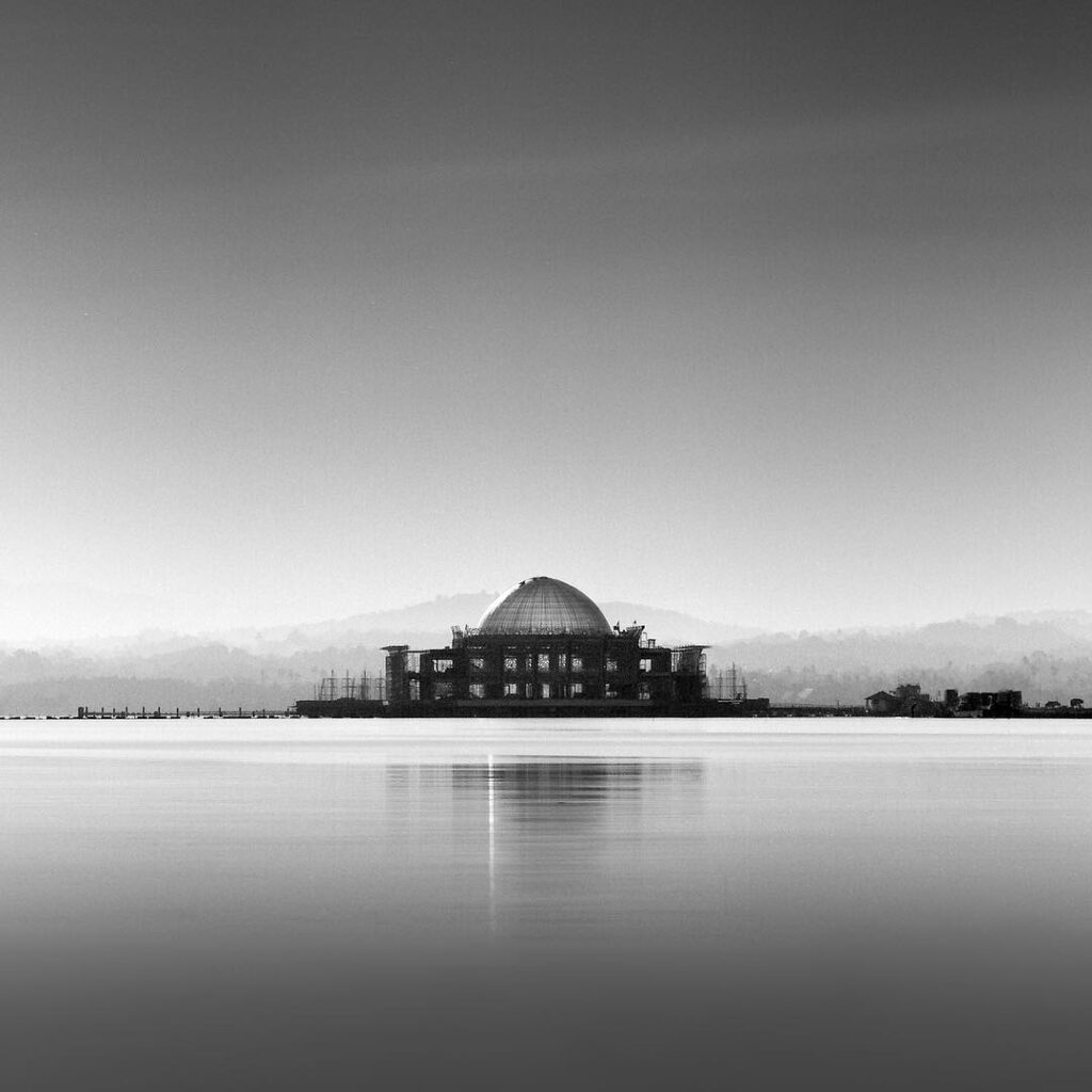 Fine photography works

Artist: Judy Adhitianto

Title: Masjid Kendari

Matt : Museum Board unknown brand
Frame : Alumunium
Back Tapped Corner : Unknown Brand
Glass : Glass 3mm
Paper : Ilford Smooth Cotton Rag  paper
Print : Inkjet (Digital)
Size Photo : 40 × 45
Size MattBoard : 50 x 55