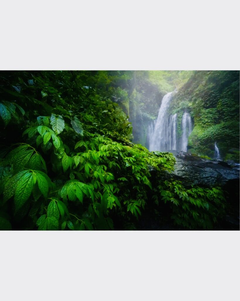 Fine photography works

Artist: Chandra Chung

Title: Eternal Descent

Matt : Museum Board unknown brand
Frame : Alumunium unknown brand
Back Tapped Corner : Alumunium unknown brand
Glass : Glass 5mm
Paper : Ilford fineart baryta
Print : Inkjet (Digital)
Size Photo : 40 × 60 cm
Size MattBoard : 48 x 68 cm